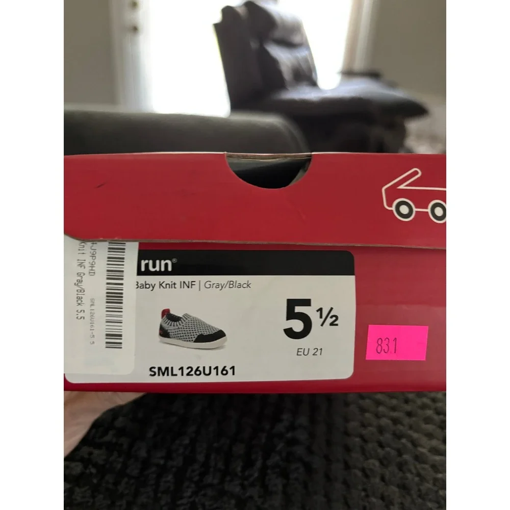 See Kai Run Baby Knit INF Sneakers Gray Black Slip On Shoes SML126U161 Size 5.5